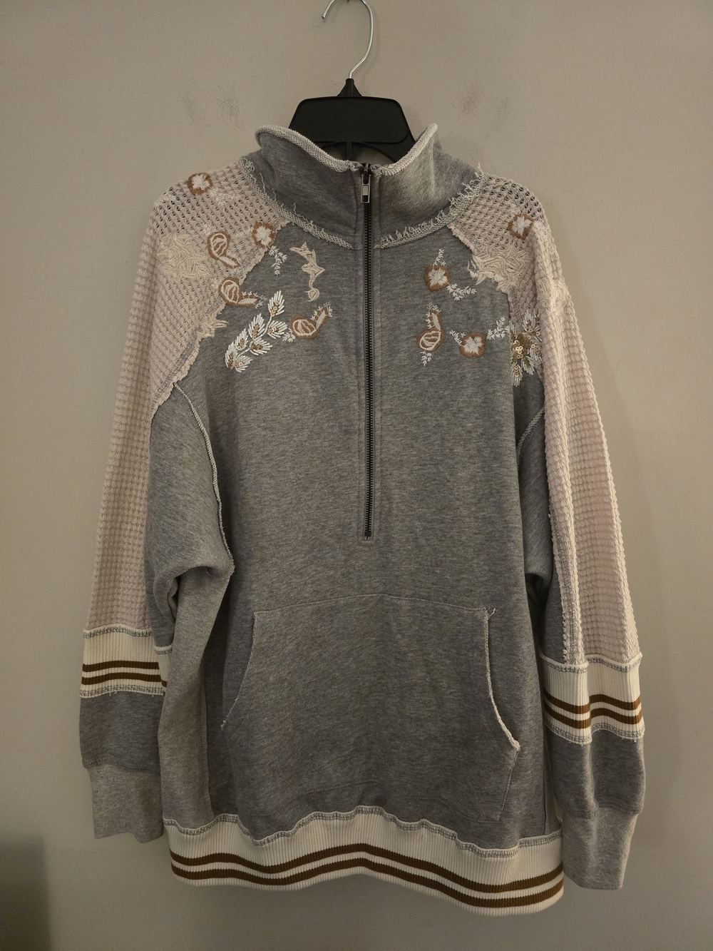 Gimmicks by BKE Gray Sweatshirt with Waffle Sleeves & Beaded Embroidery - Picture 3 of 11